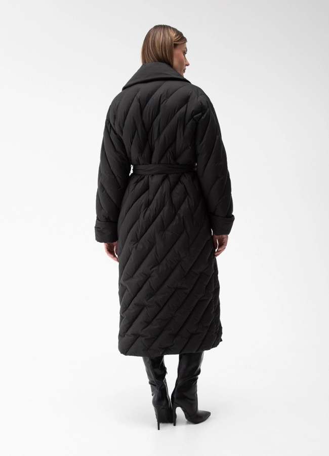 Женский пуховик с английским воротником модель № 28379 в кредит