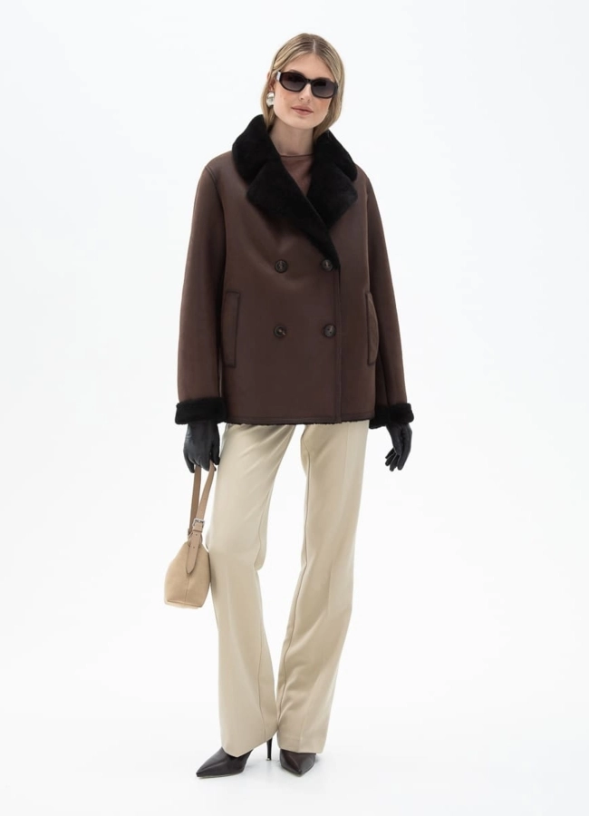 Женская двухсторонняя дубленка из эко кожи с английским воротником модель № 31868 в кредит