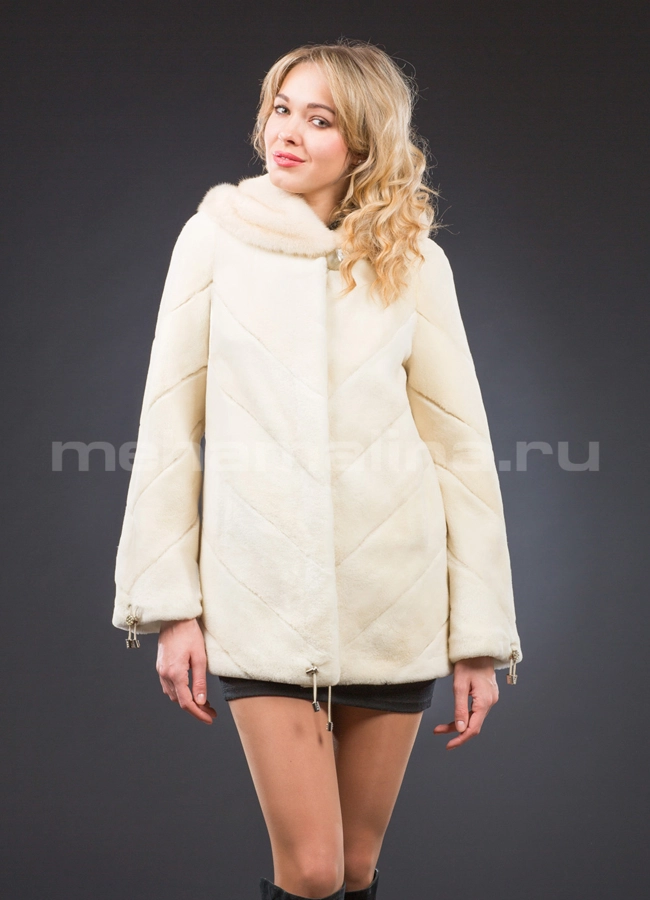 Шуба модель № S-157 меха малина