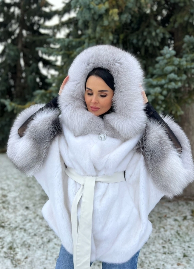 Норковая шуба с капюшоном отделка  из песца  модель № 79234 универмаг малина
